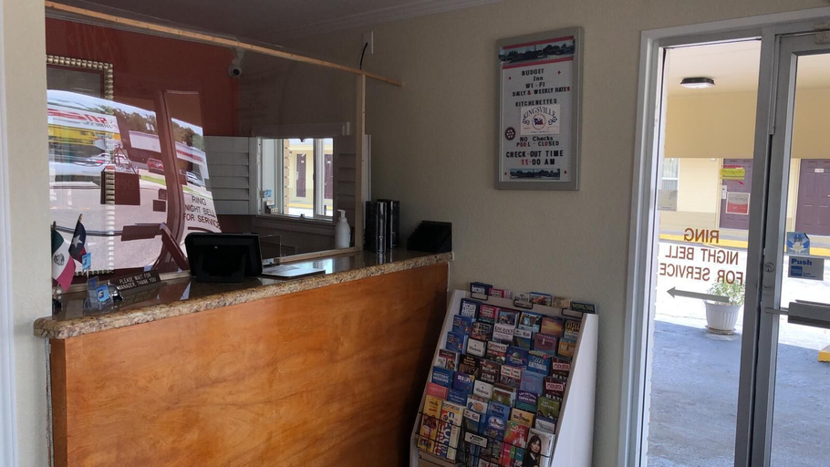 Public Area, Budget inn, Kleberg
