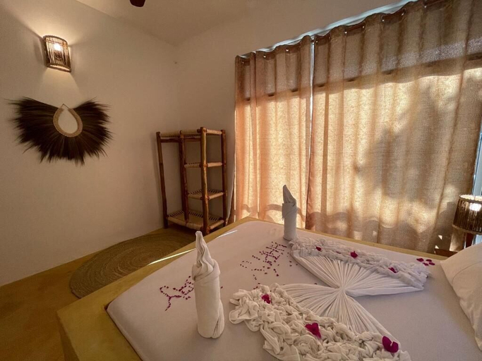 Bedroom 3, Aquelia Rose Hotel, Kusini