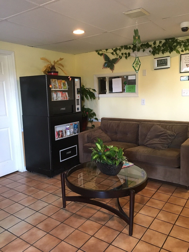 Others 5, Regency Inn & Suites, Shelby