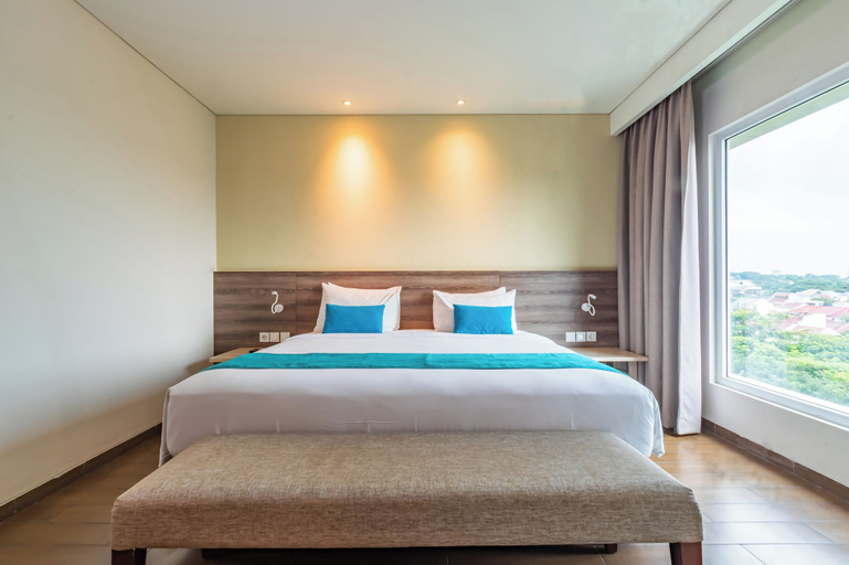 Bedroom 4, AYOLA Lippo Cikarang Hotel, Cikarang