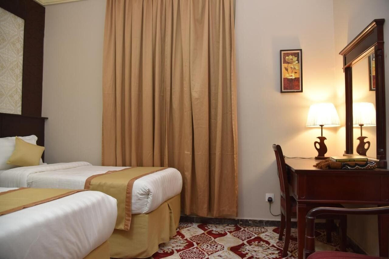 Bedroom 2, Al Kiram Hotel, Makkah