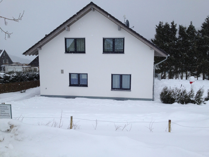 Garden-view Villa in Medebach Kustelberg, Hochsauerlandkreis