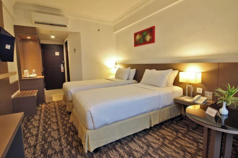 Bedroom 28