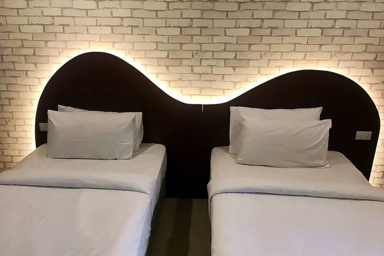 Bedroom 30