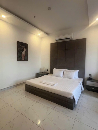 Bedroom 18