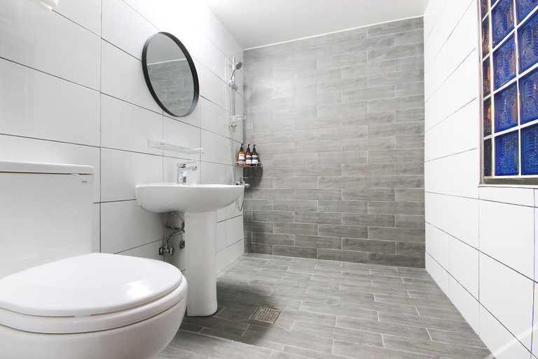 Bathroom 5, Jeonju Deokjindong MOMENT 708, Jeonju