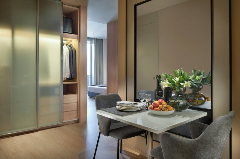 Dining Room 15