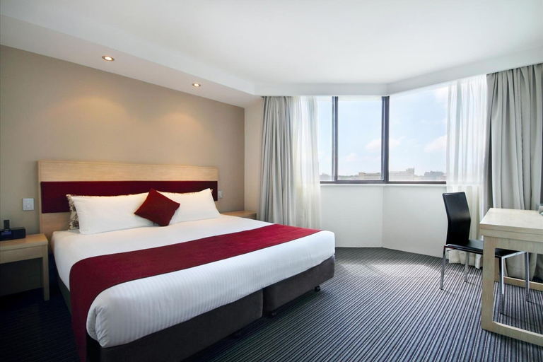 Bedroom 3, Central Studio Hotel Sydney, Sydney