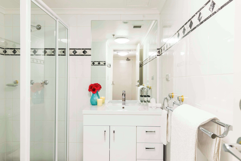 Bathroom 7