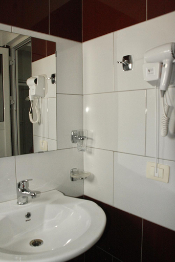 Bathroom 5, Villa Kreshta, Sarandës