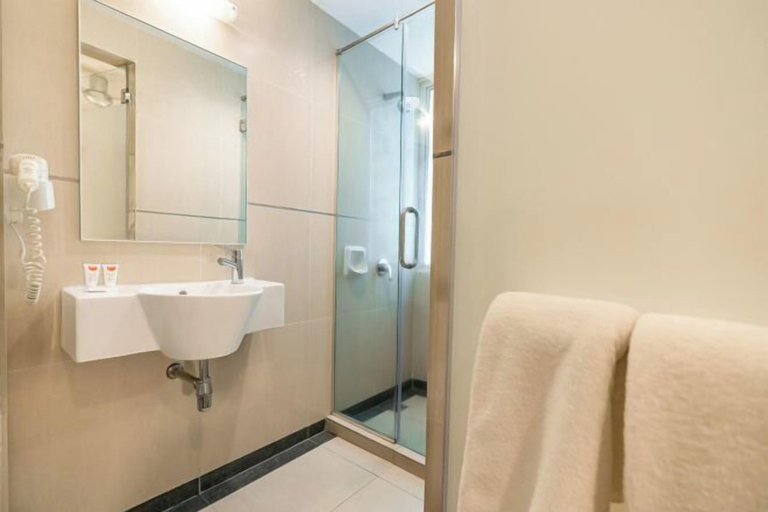 Bathroom 29
