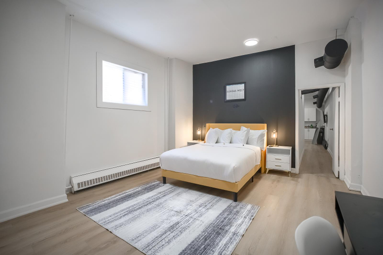 Bedroom 3, The Station Aparthotel, Toronto