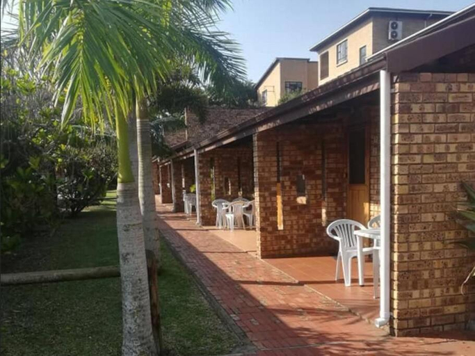 Exterior & Views 1, Flamboyant Apartments, Umkhanyakude