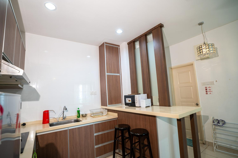 Dining Room 11