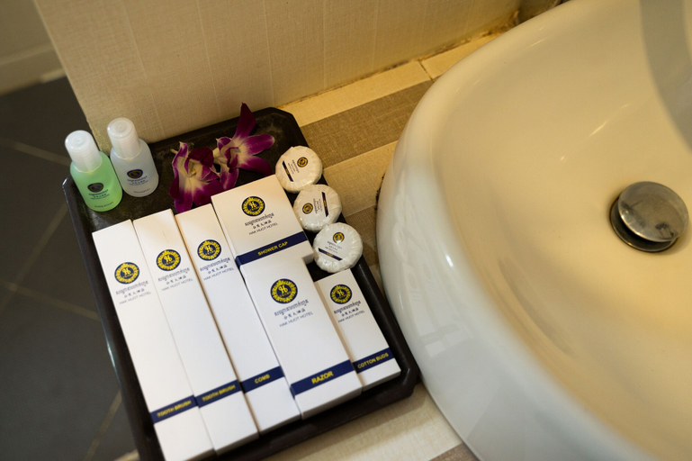 Amenities 10