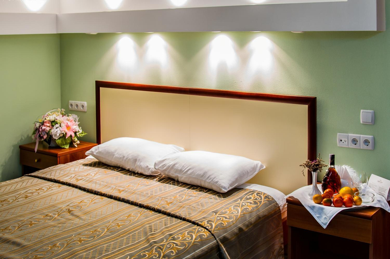 Bedroom, Optima Deluxe Kryvyi Rih, Kryvoriz'kyi