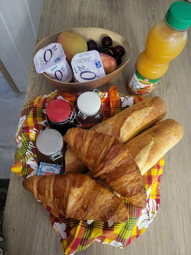 Food & Drinks, hebergement privee Jaccuzzi en supplement, Isère