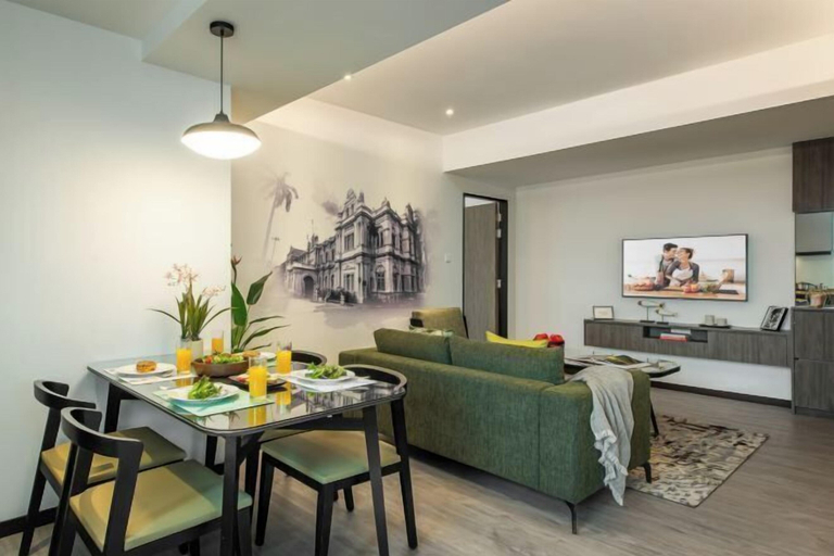 Dining Room 4