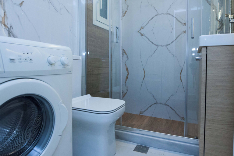 Bathroom 4, Fresh Modern 1 Bd Apt in Vibrant Patisia, Attica