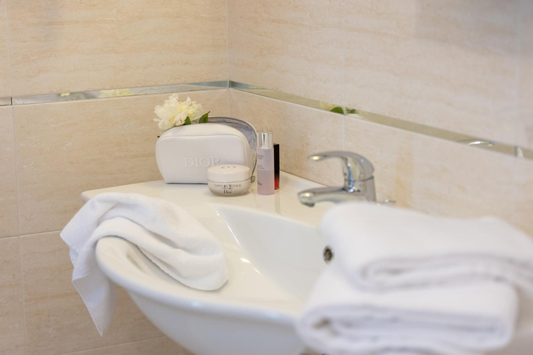 Bathroom 4, Hotel Adriatica, Rimini
