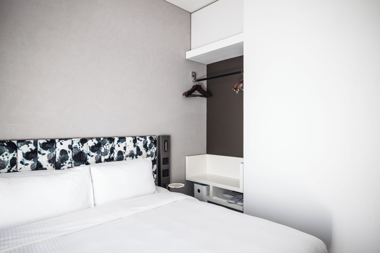 Bedroom 2, Page148, Page Hotel, Kowloon