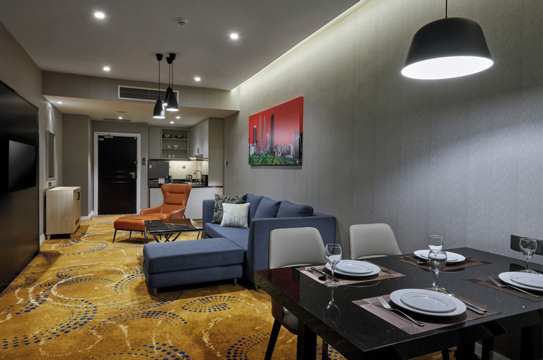 Dining Room 4