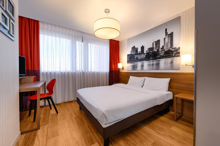 Bedroom 16