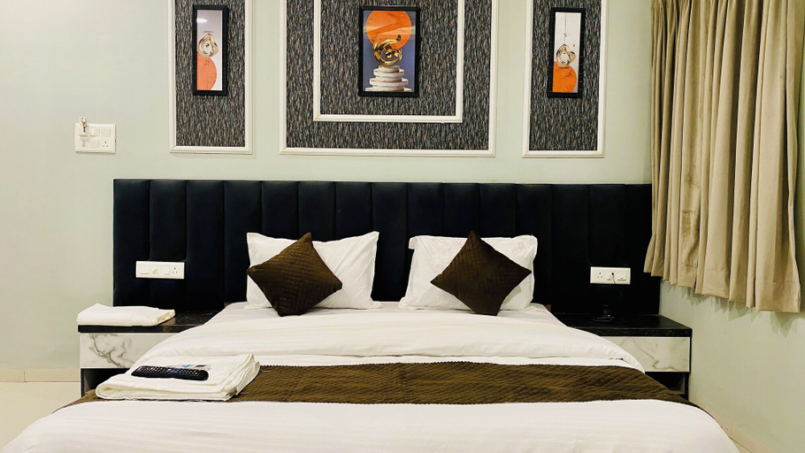 Bedroom 2, Hotel RK, Indore