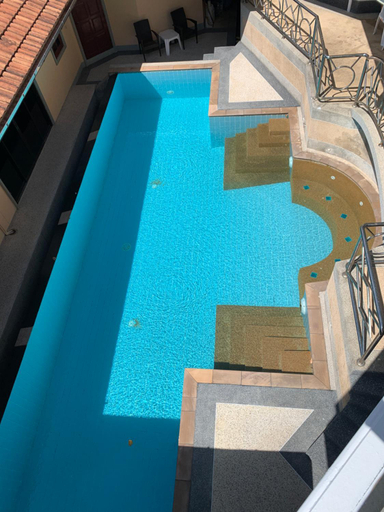 Swimming Pool 2