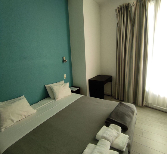 Bedroom 2, HOTEL DE LA GARE NANTES, Loire-Atlantique