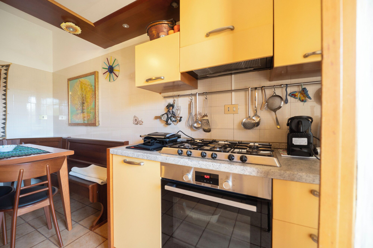 Others 5, Luminous 2Br Family Apartment In Residential Area , Roma