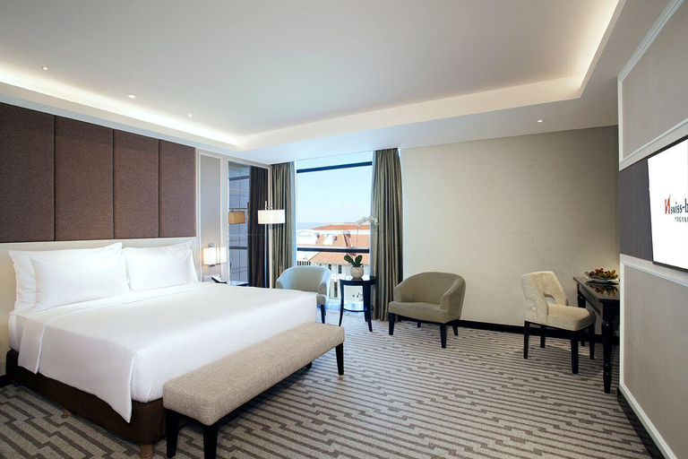 Bedroom 13