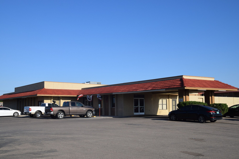 Exterior & Views 2, Lovington Inn, Lea