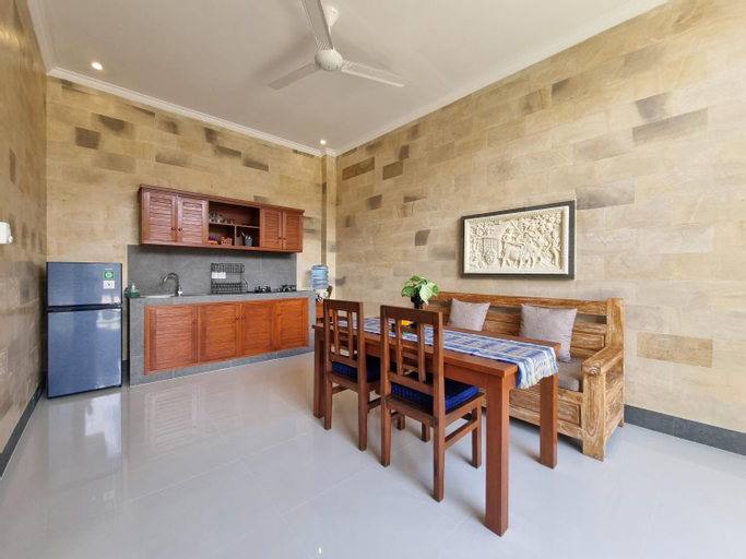 Dining Room 1