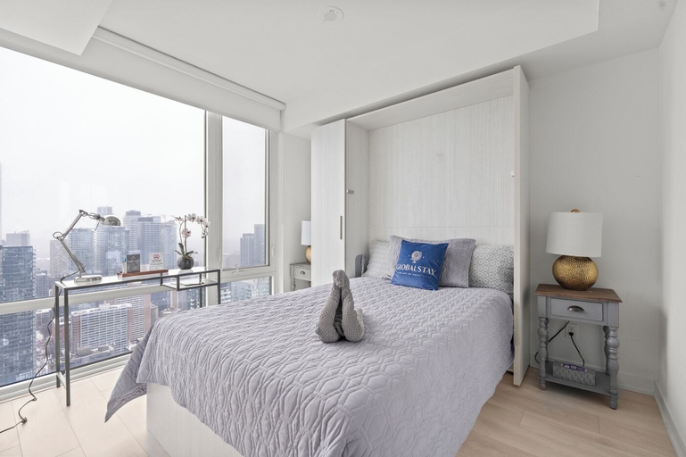Bedroom 2, Teahouse Condos in Downtown Toronto, Toronto
