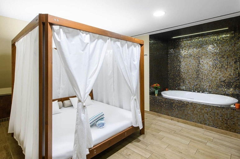 Bedroom 4, Eurostars uHotel, Ljubljana