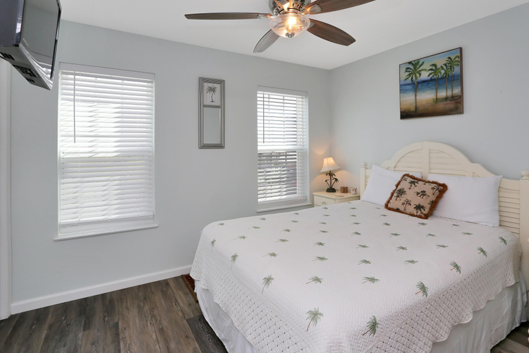 Bedroom 2, Sandcastle C, Bay