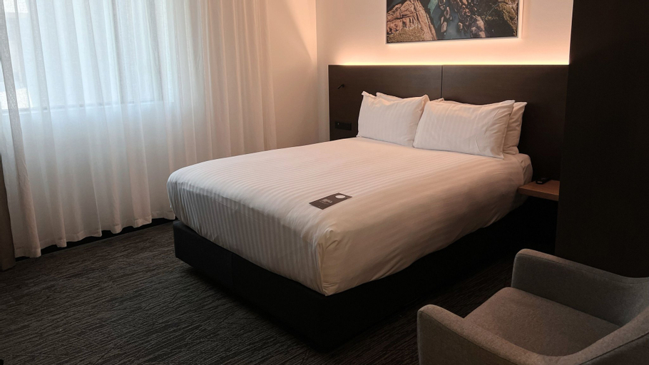 Bedroom 27