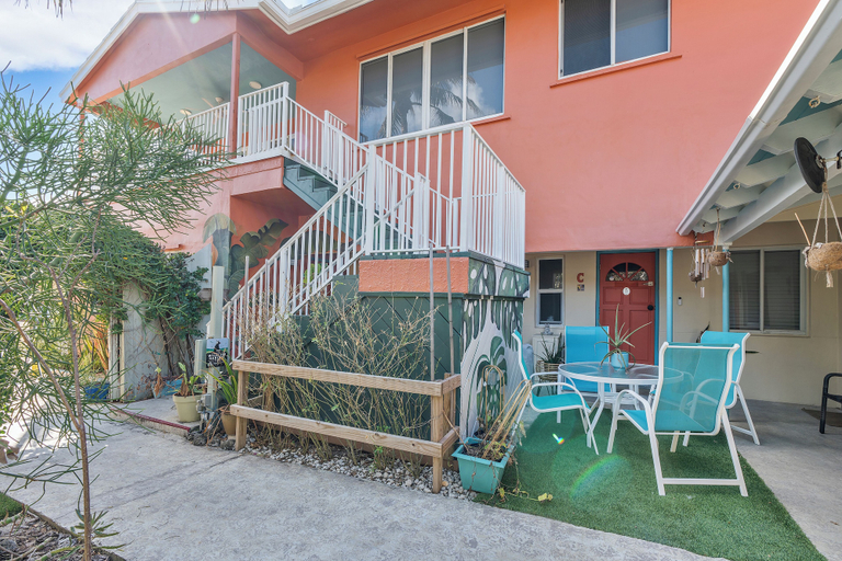Exterior & Views 2, The Desoto Inns, Broward