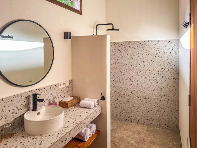 Bathroom 4, Villa Mila - Gili Air, Lombok