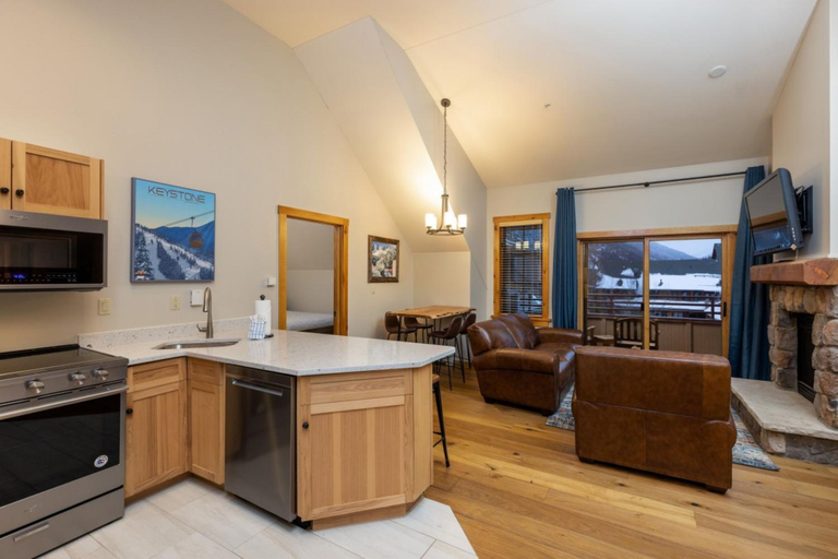 Dining Room 12