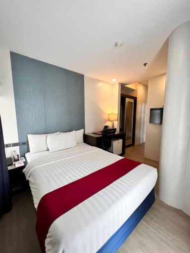 Bedroom 12