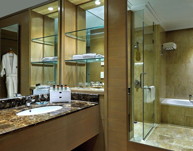 Bathroom 7