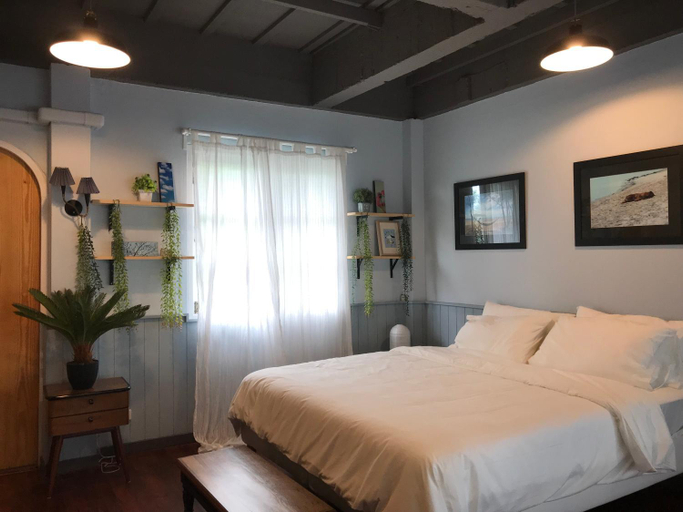 Bedroom 12