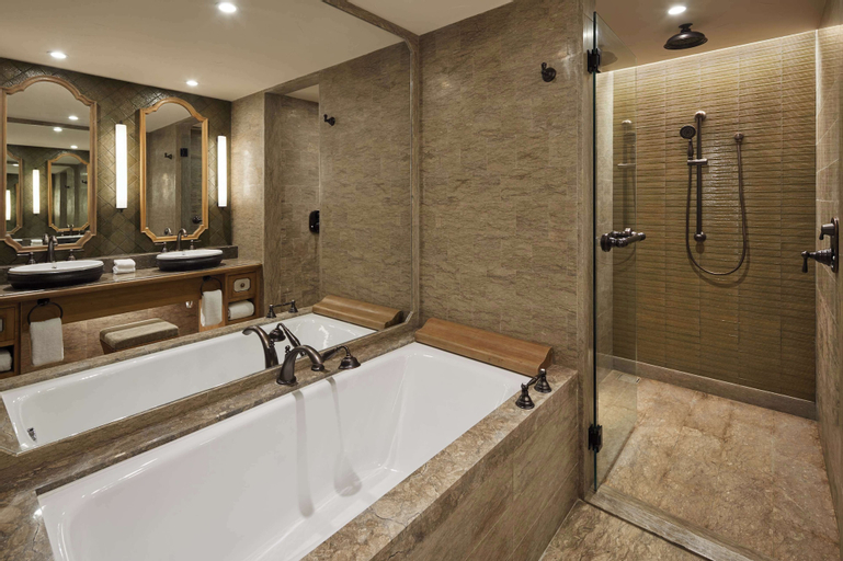 Bathroom 26