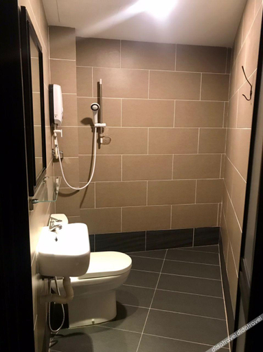 Bathroom 5, Yes Luxury Hotel, Bentong
