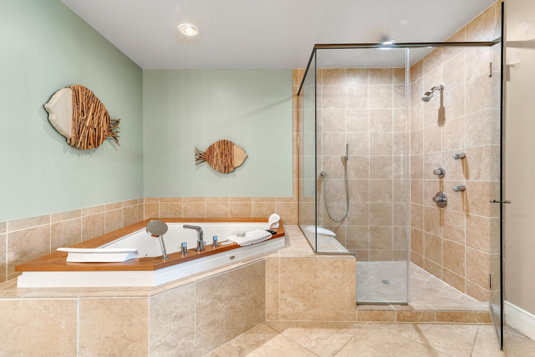 Bathroom 3, Turquoise C406, Baldwin