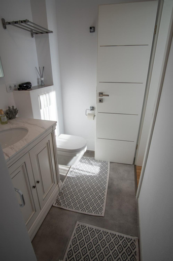 Bathroom 2, HY 2 SIBIU, Selimbar