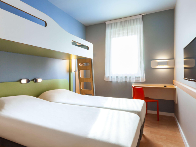 Bedroom 2, Ibis Budget Sens, Yonne