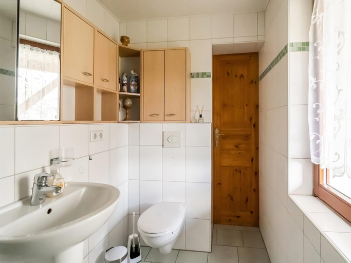Bathroom 5, Bungalow in Harz Mountains With Roof Terrace, Harz